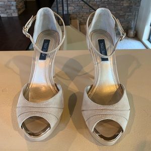 Neutral flush toned platform heels